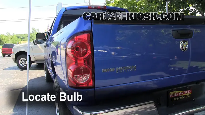 2007 Dodge Ram 1500 Laramie 5.7L V8 Extended Crew Cab Pickup Lights Tail Light (replace bulb)